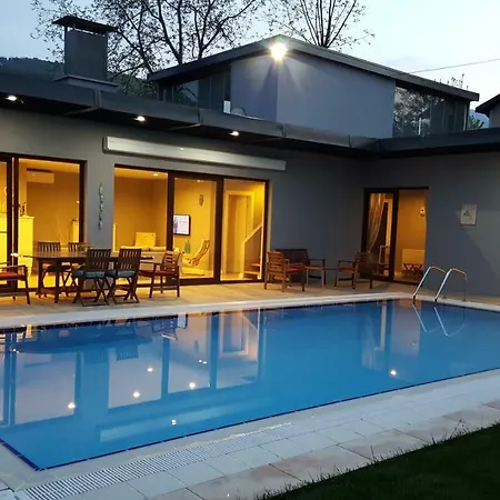 Villa Seven *